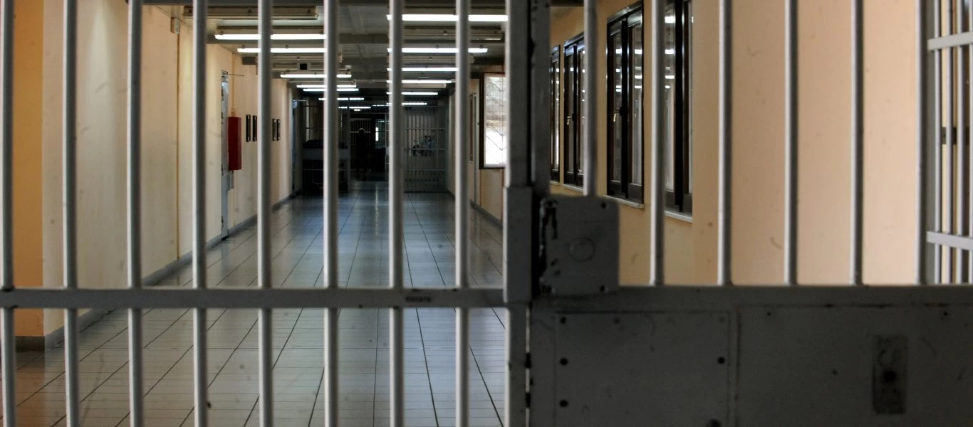 Στη φυλακή ο 68χρονος του φονικού στον Πύργο - Ζήτησε συγγνώμη για τη δολοφονία μπροστά στη σύζυγο του